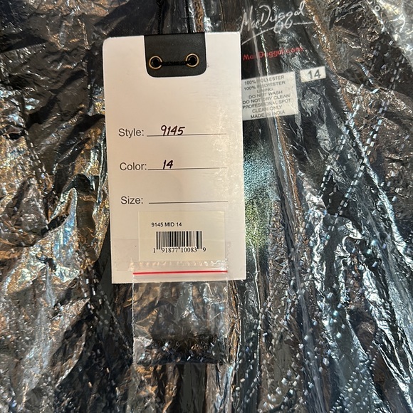 Mac Duggal a line sequin gown - Picture 9 of 9